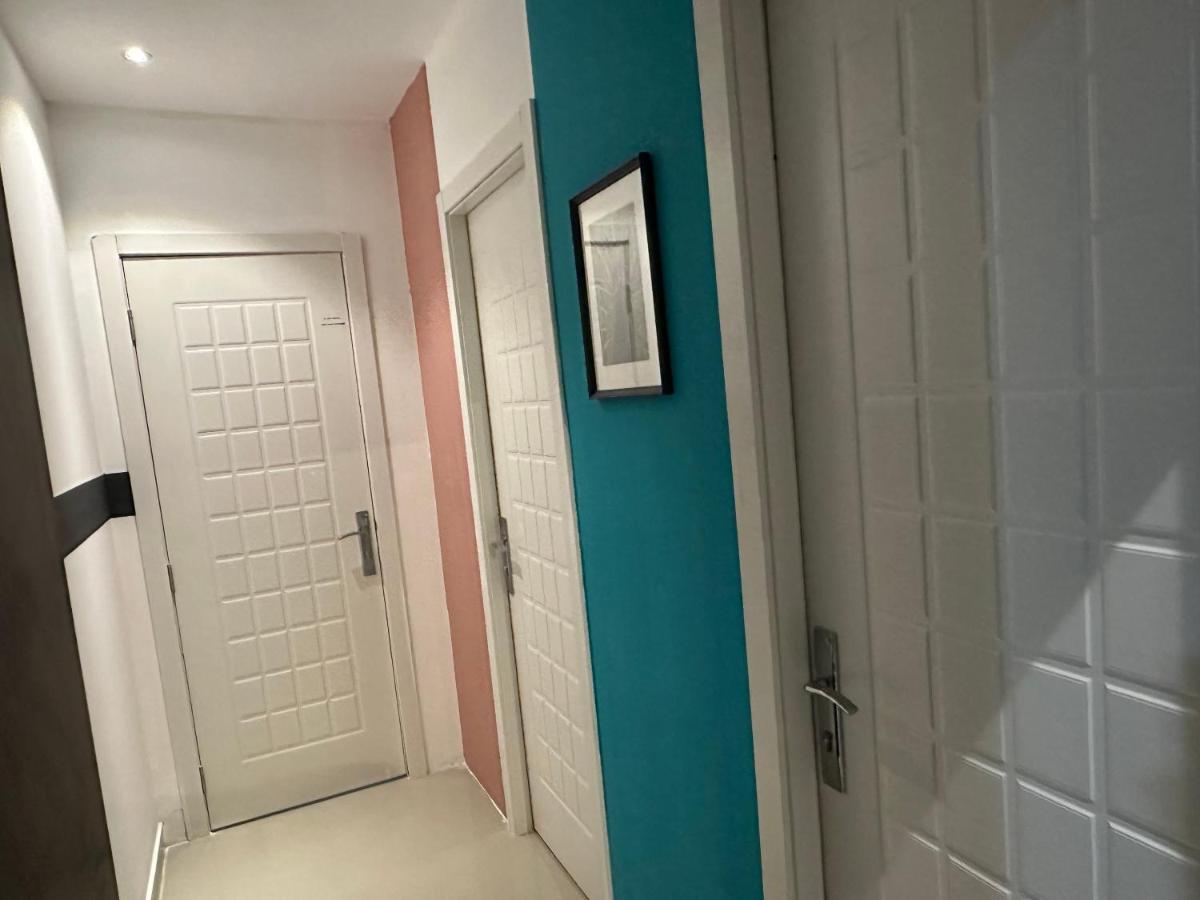 Traveller Partition Room In Al Barsha 1 Near Metro Dubaï Extérieur photo